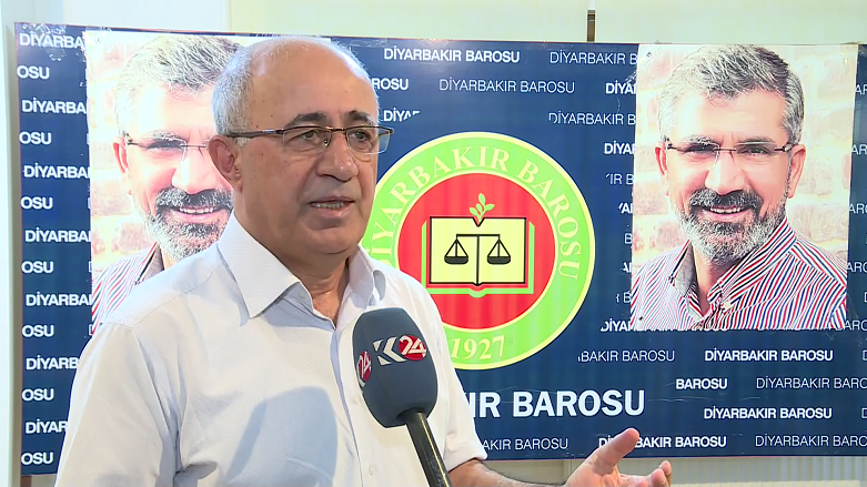 پارێزەری دەمیرتاش: ئەوەی بەرامبەر دەمیرتاش کراوە لە مێژووی تورکیا وێنەی نییە